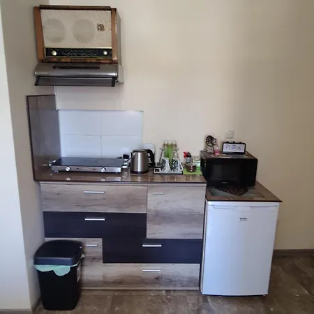 Old House Apartment *